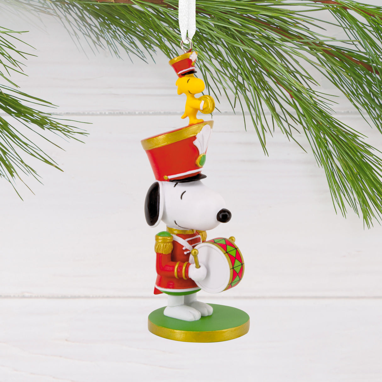 Hallmark Christmas Ornament (Peanuts Snoopy Nutcracker)