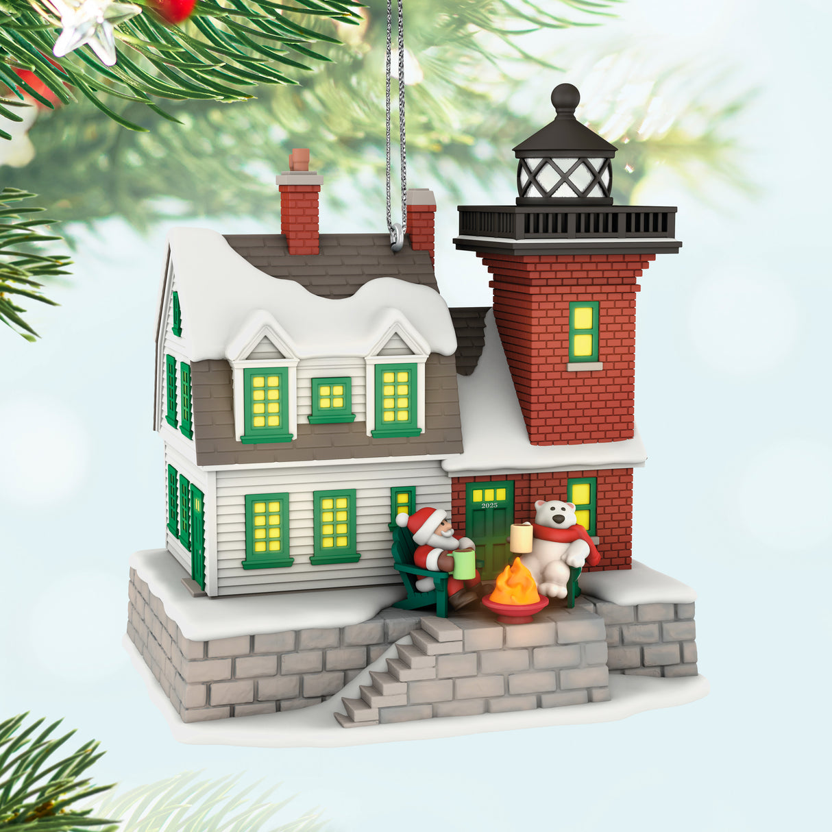 Hallmark Keepsake Christmas Ornament (Holiday Lighthouse 2025 With Light)