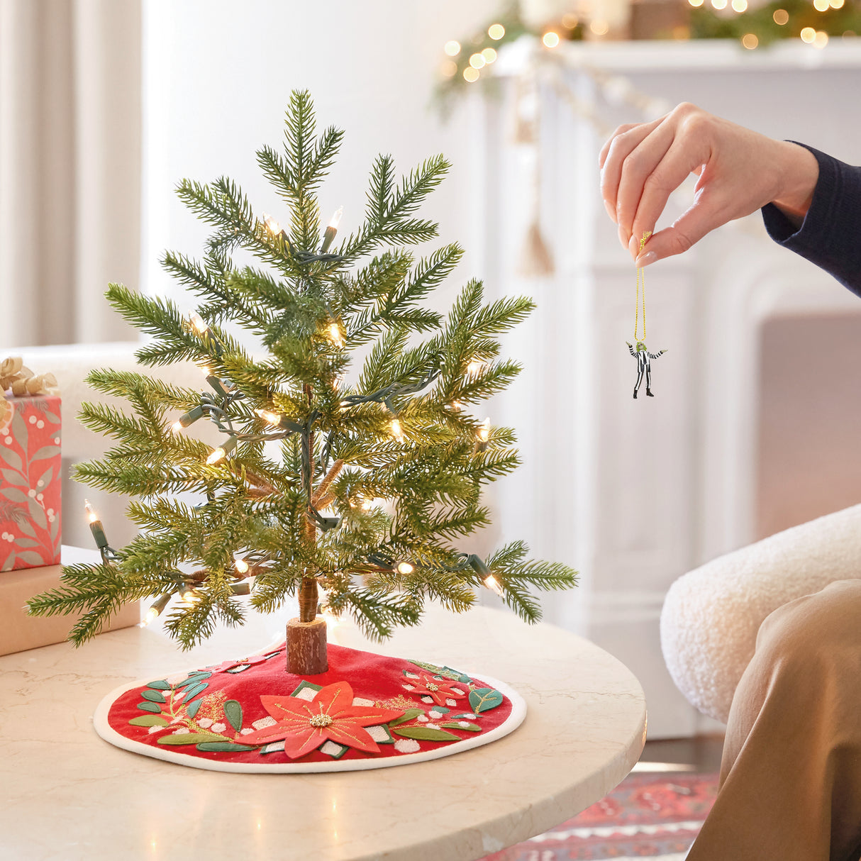 Hallmark Keepsake 1.5" Mini Christmas Ornament (Beetlejuice)