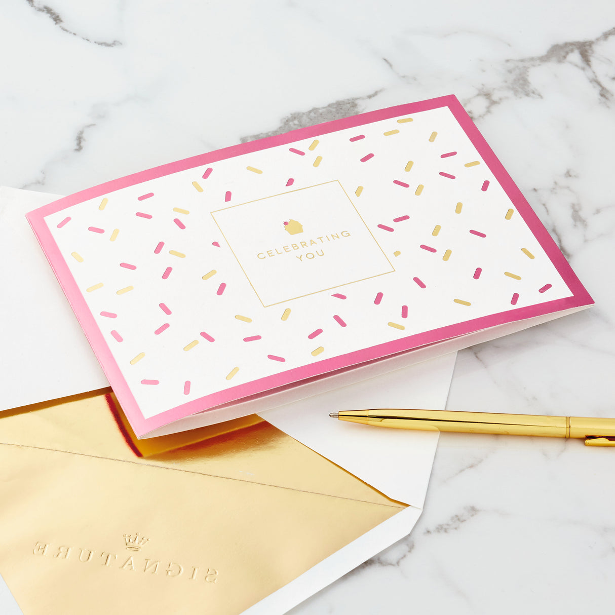 Signature Paper Wonder Pop Up Birthday Card (Cupcake, Sweet Day)