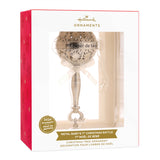 Hallmark Christmas Ornament (1er Noël de Bébé Silver Baby Rattle 2024 Metal)