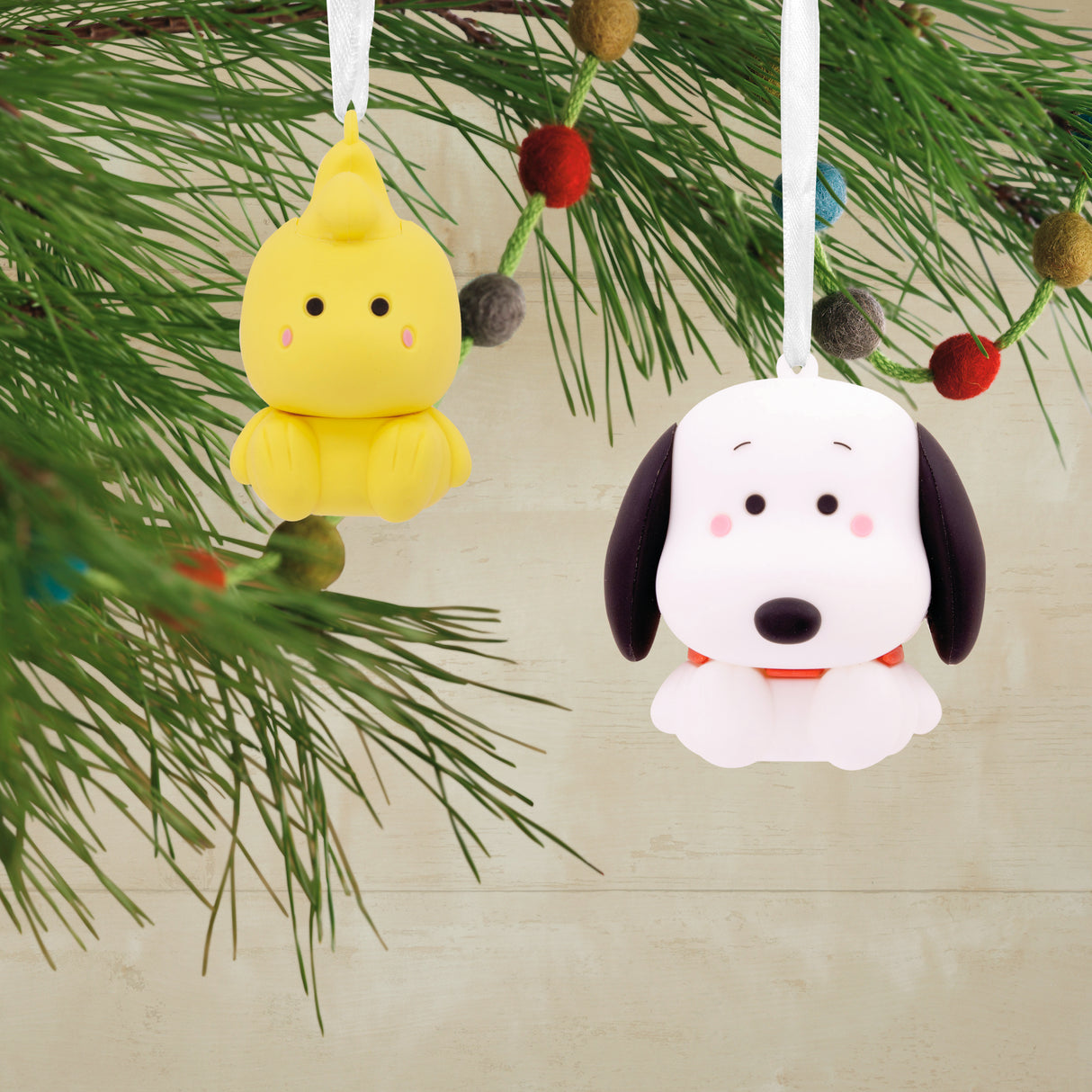 Hallmark Better Together Snoopy and Woodstock Magnetic Christmas Ornaments for Tree, Set of 2