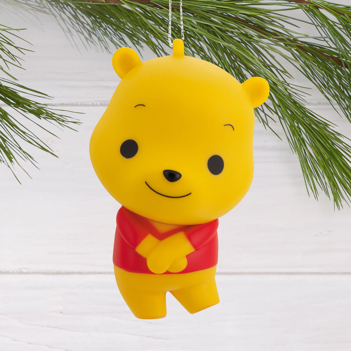 Hallmark Christmas Ornament (Disney Winnie the Pooh Shatterproof)