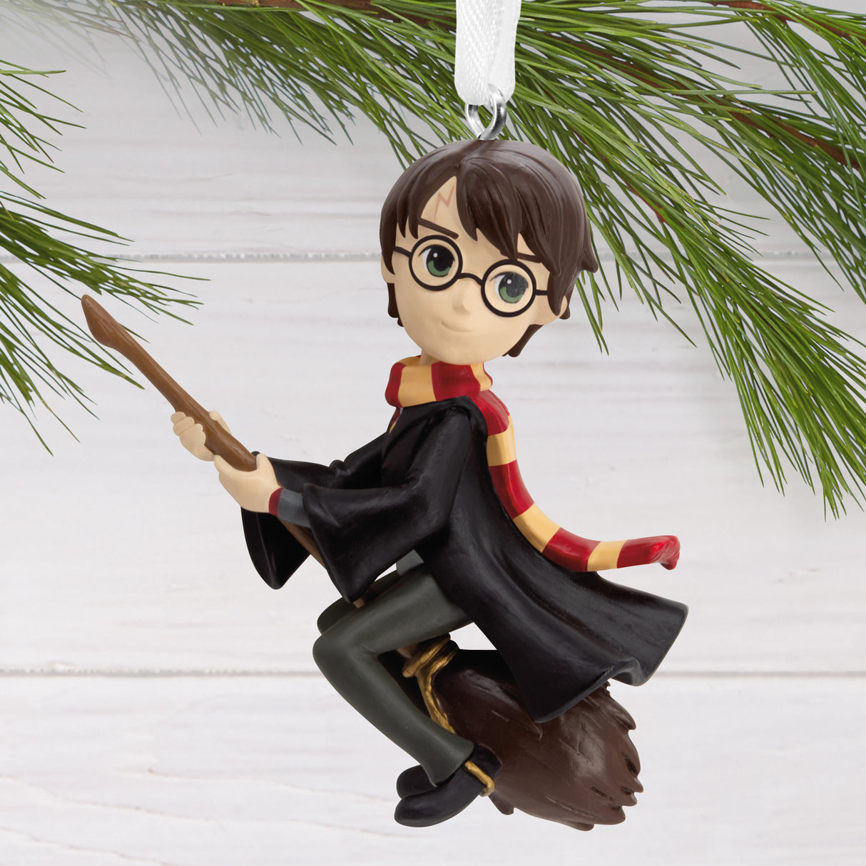 Hallmark Christmas Ornament (Harry Potter on Broom Stylized)