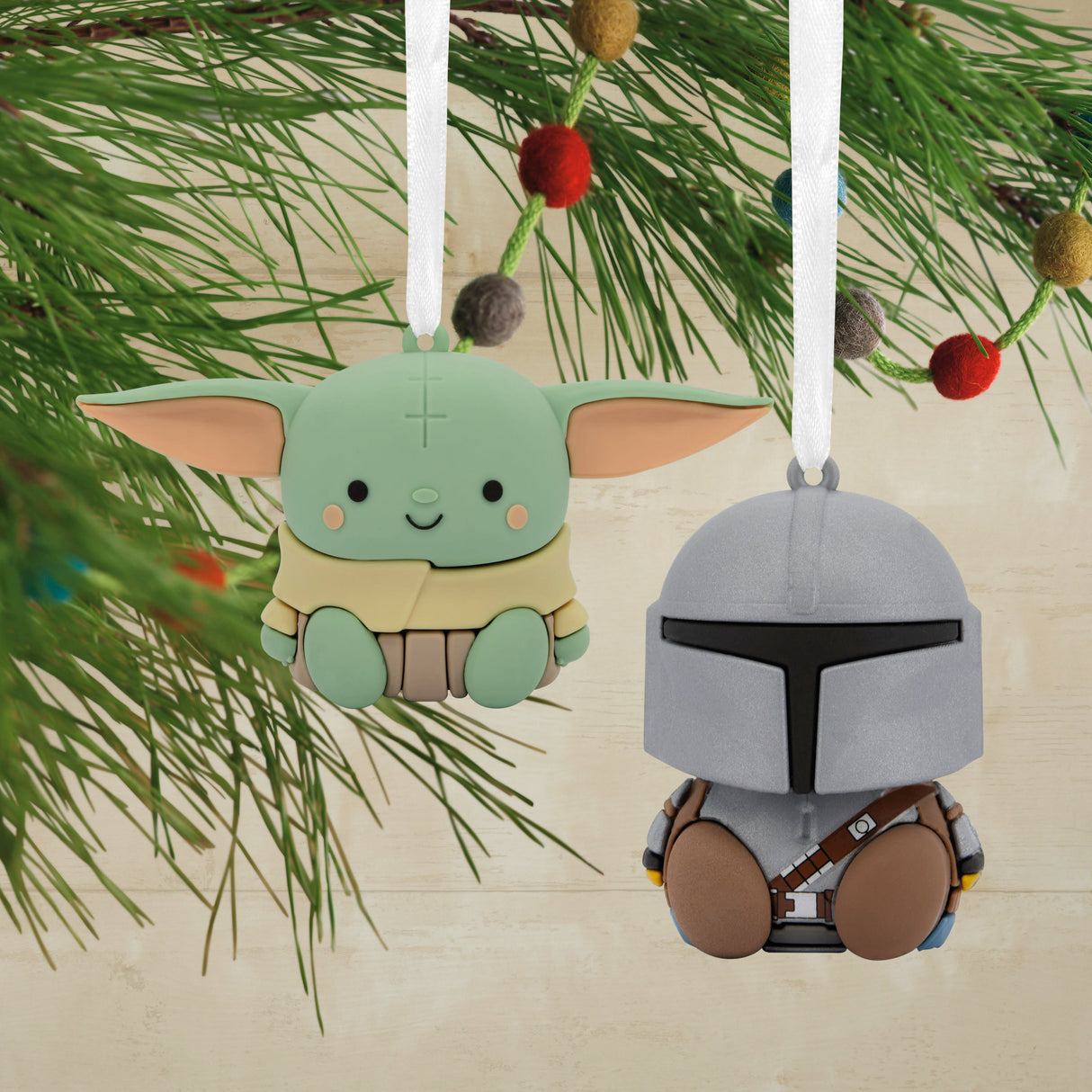 Hallmark Christmas Ornaments (Better Together Star Wars The Mandalorian and Grogu Magnetic), Set of 2