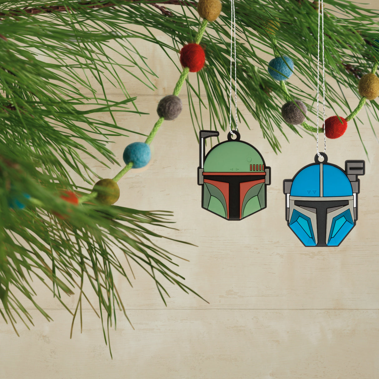 Star Wars: The Mandalorian Mini Christmas Tree Topper and Ornaments, Set of 5