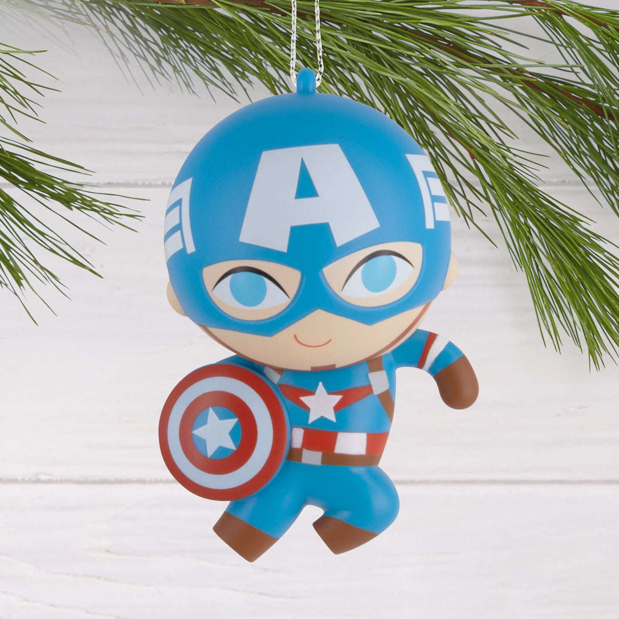 Hallmark Christmas Ornament (Marvel Captain America Shatterproof)