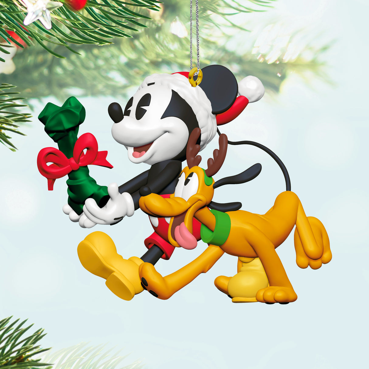 Hallmark Keepsake Christmas Ornament (Disney Mickey and Friends Bone-afide Besties)