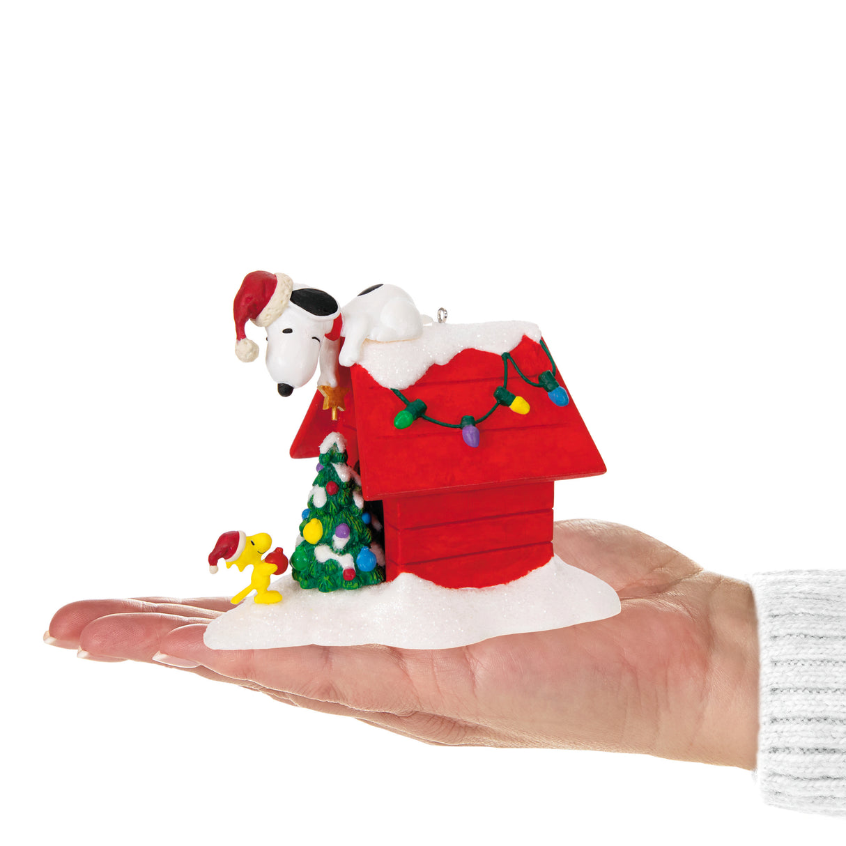 Keepsake Christmas Ornament 2024, The Peanuts Gang Deck the Doghouse Musical With Light, Gifts for Peanuts Fans