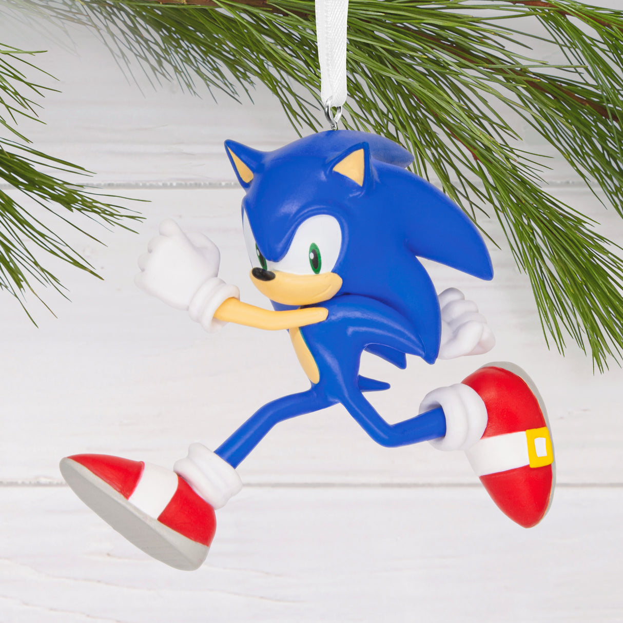 Hallmark Christmas Ornament (Sonic the Hedgehog)