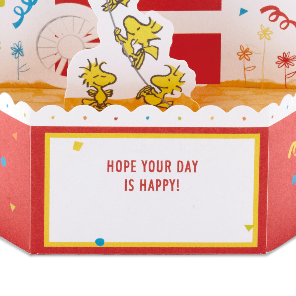 Paper Wonder Peanuts Pop Up Birthday Card with Music (Snoopy, Birthday Balloons)