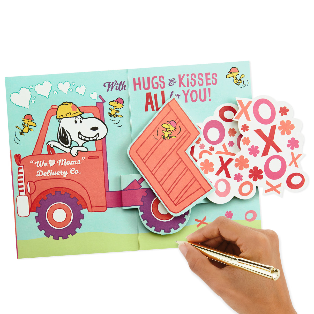 Pop Up Peanuts Birthday Card for Mom (Snoopy, Hugs and Kisses for You)