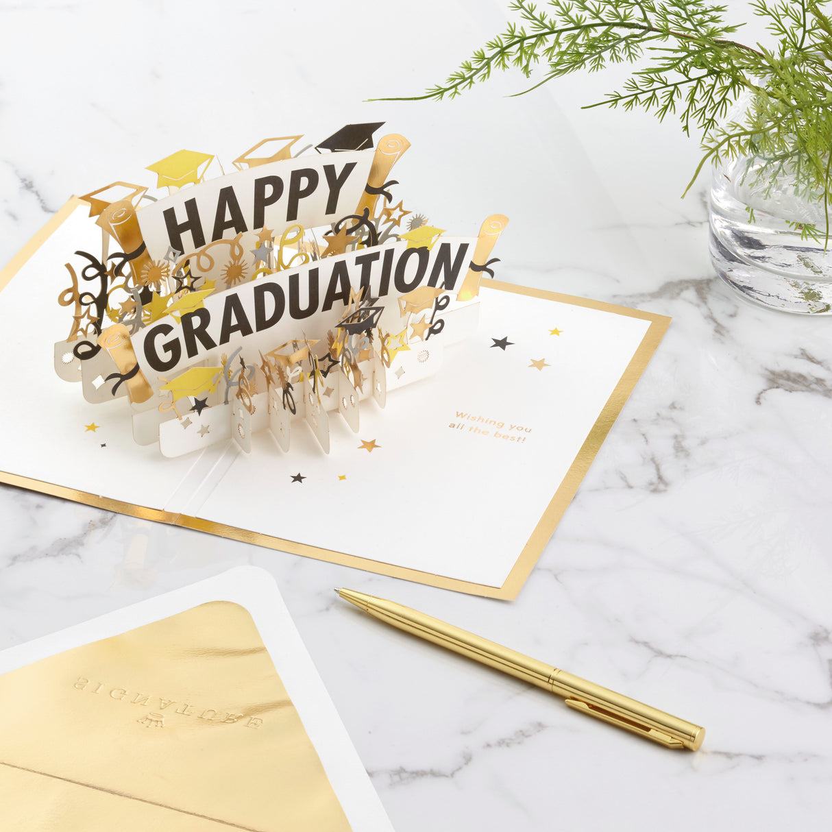 Signature Paper Wonder Pop Up Graduation Card (Happy Graduation)